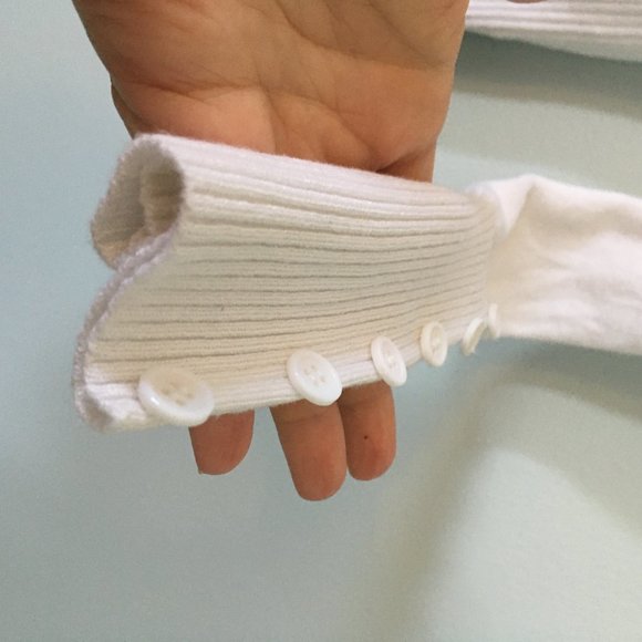 EUC White Cardigan - Picture 6 of 7